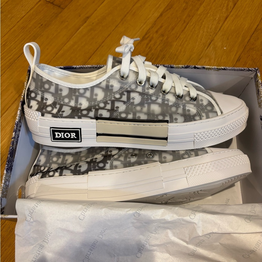Dior low top sneakers